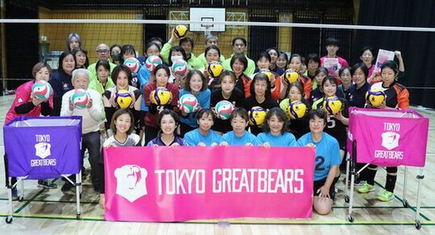 東京グレートベアーズ講師の方と参加者との記念撮影